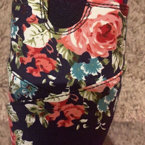 Navy Blue Floral Printed Canvas shoes - Picture 7 of 8